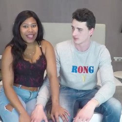 Parejita joven, interracial e inexperta se estrenan en el porno con FAKings